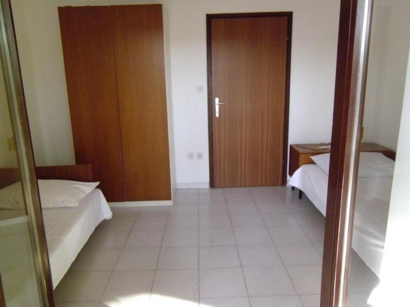 Apartments Ivan - 150 Meters From Beach Pag Town Bagian luar foto